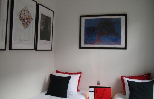 Stijl jaar arrangement Hotel de Tabaksplant Mondriaan kamer Stijl jaar arrangement Hotel de Tabaksplant Mondriaan kamer