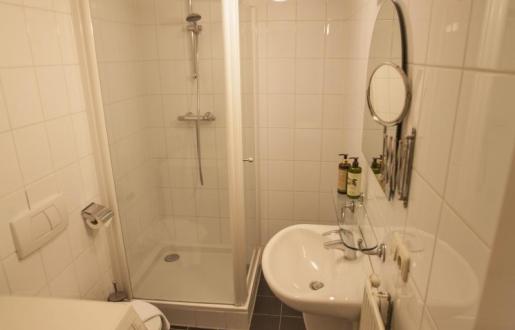16E badkamer long stay penthouse Hotel de Tabaksplant centrum Amersfoort 16E long stay penthouse Hotel de Tabaksplant centrum Amersfoort