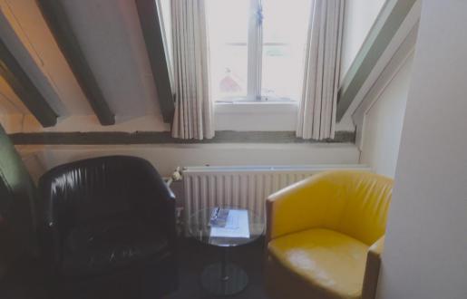 Basic room,shared bathroom/toilet, 2 pers. hotel de Tabaksplant Amersfoort Basic room,shared bathroom/toilet, 2 pers. hotel de Tabaksplant Amersfoort