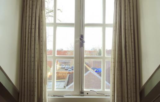 Basic room,shared bathroom/toilet, 2 pers. hotel de Tabaksplant Amersfoort Basic room,shared bathroom/toilet, 2 pers. hotel de Tabaksplant Amersfoort