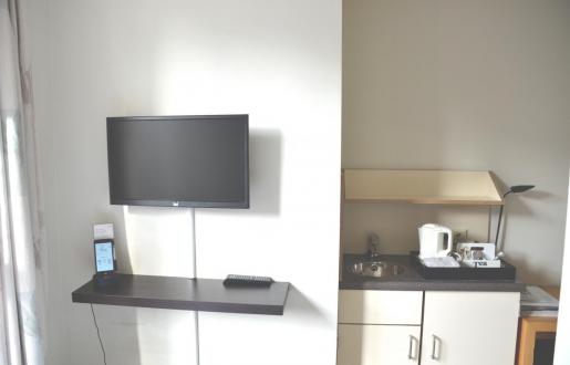 kleine knusse kamer 1 pers hotel de tabaksplant kleine knusse kamer 1 pers inclusief gebruik smartphone 'the handy'