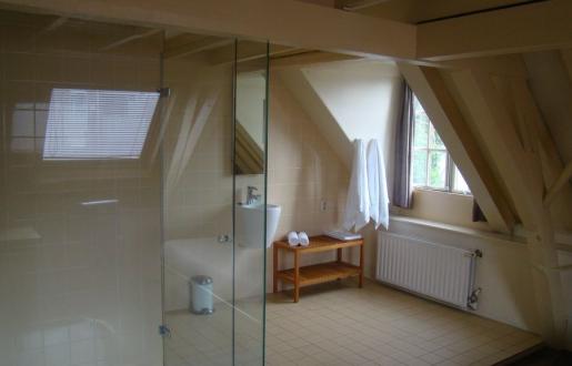 massage jet stream douche Suite Hotel de Tabaksplant Amersfoort centrum massage jet stream douche Suite Hotel de Tabaksplant Amersfoort centrum