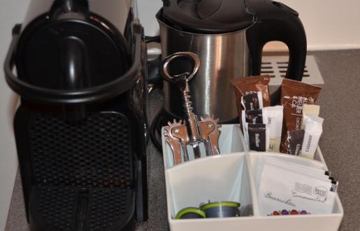 Koffie-Nespresso- en thee faciliteiten gratis Suite Hotel de Tabaksplant Koffie-Nespresso- en thee faciliteiten gratis Suite Hotel de Tabaksplant