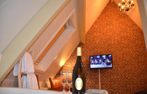 suite whirlpool spa bad hotel de Tabaksplant Amersfoort centrum suite whirlpool spa bad hotel de Tabaksplant Amersfoort centrum