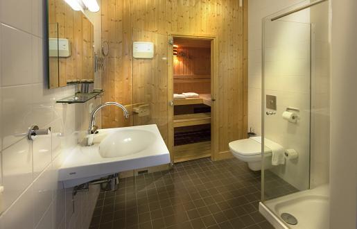 Suite met Sauna en extra lang bed Hotel de Tabaksplant in Amersfoort