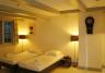 luxe tuinkamer met keuken faciliteiten en diner tafel centrum Amersfoort Hotel de Tabaksplant luxe tuinkamer met keuken faciliteiten en diner tafel centrum Amersfoort Hotel de Tabaksplant