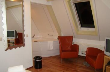 suite whirlpool spa bad hotel de Tabaksplant Amersfoort centrum